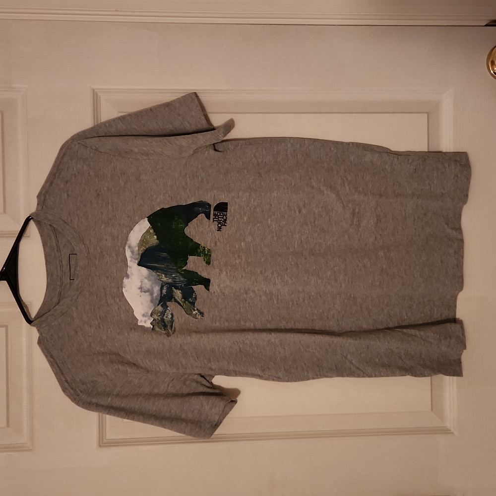 North face tee shirt